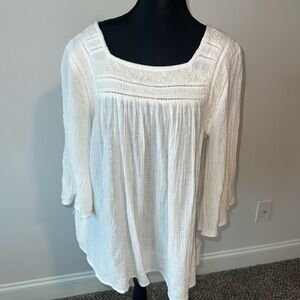Cynthia Rowley White Embroidered Peasant Blouse with Lace Detail L